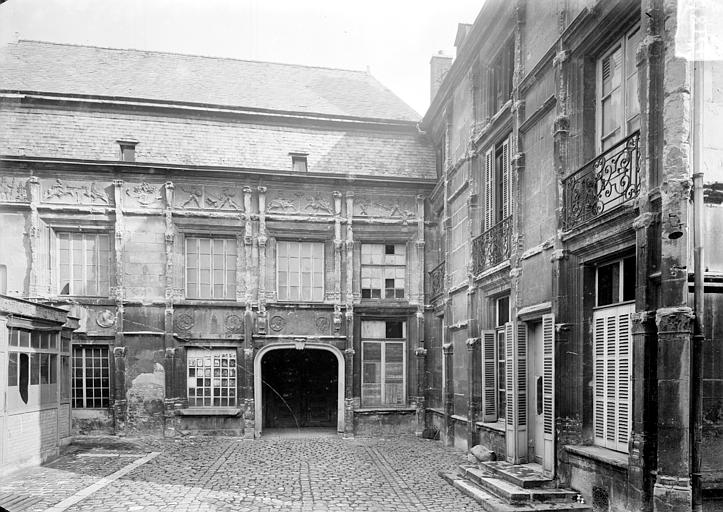 Cour intérieure