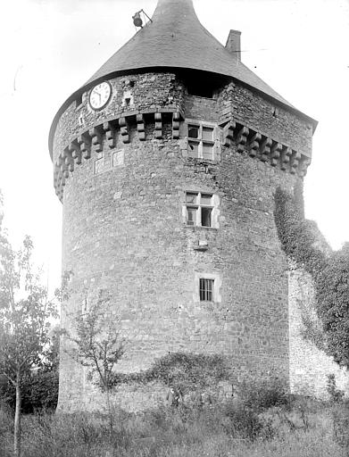 Donjon, côté ouest