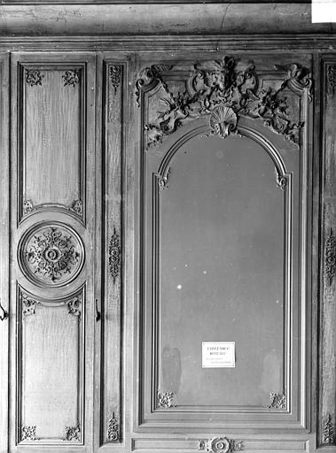 Salle du Conseil : Boiseries - © Ministère de la Culture (France), Médiathèque du patrimoine et de la photographie, diffusion RMN-GP