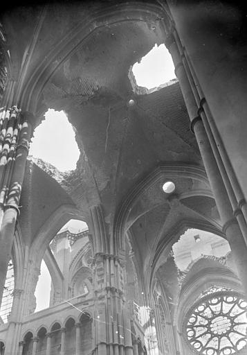 Voûtes de la croisée du transept, du choeur et transept sud