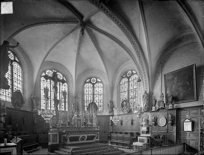 Vue intérieure du choeur