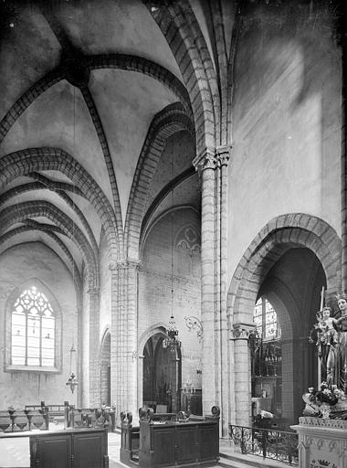 Vue intérieure du transept et du choeur