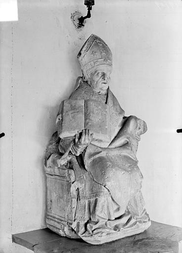 Statue en pierre : L'évêque saint Bonaventure - © Ministère de la Culture (France), Médiathèque du patrimoine et de la photographie, diffusion RMN-GP