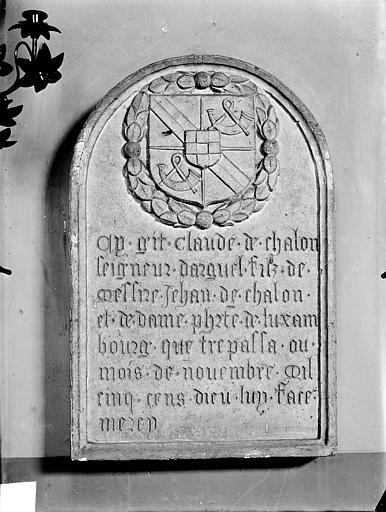 Inscription funéraire de Claude de Chalon - © Ministère de la Culture (France), Médiathèque du patrimoine et de la photographie, diffusion RMN-GP