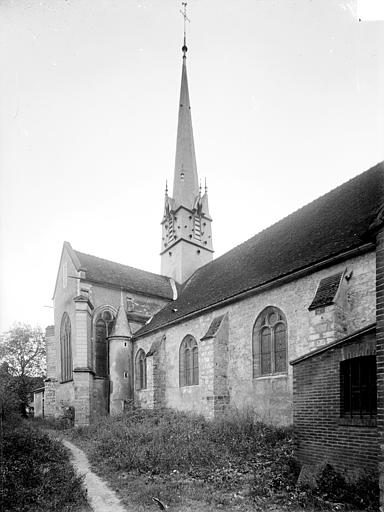 Façade nord en perspective : Transept et clocher