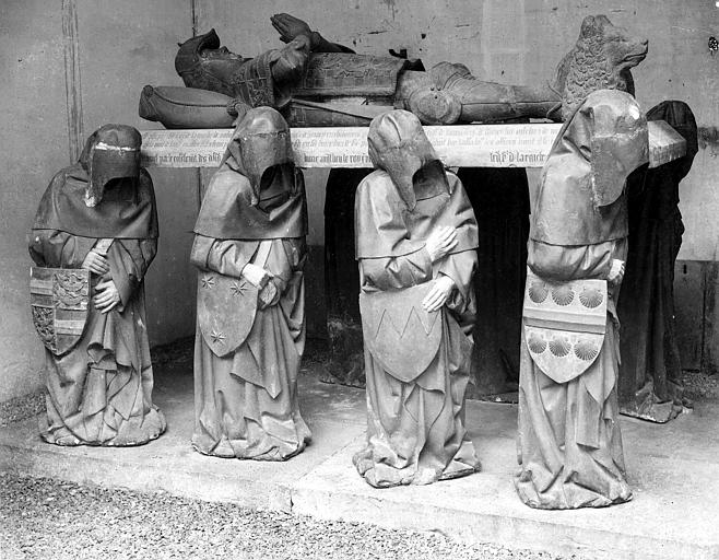 Tombeau de Philippe Pot, grand sénéchal de Bourgogne