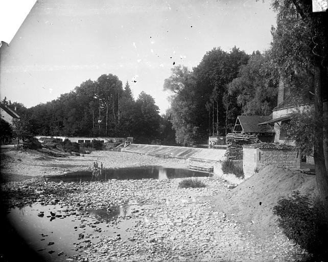 Château en cours de démolition