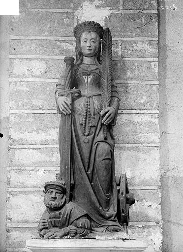 Statue en albâtre : sainte Catherine - © Ministère de la Culture (France), Médiathèque du patrimoine et de la photographie, diffusion RMN-GP