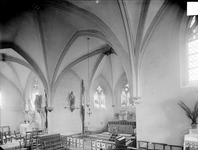 Vue intérieure du transept et du choeur, vers le nord-est