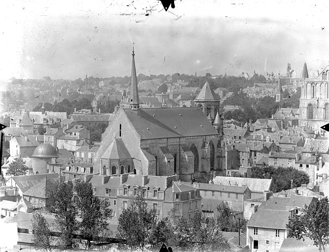 Vue générale prise du nord-est