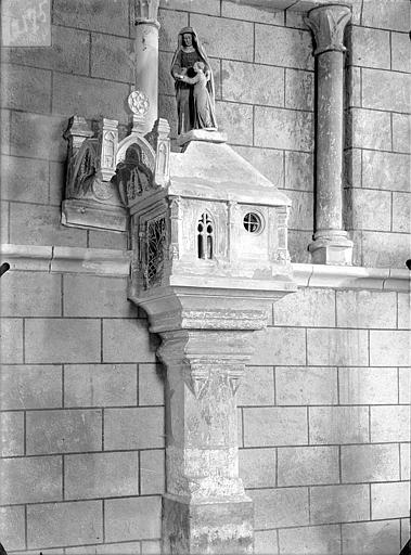 Tabernacle (armoire eucharistique) en forme de petit édifice