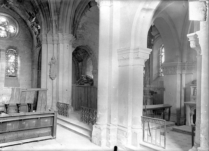 Vue intérieure de la croisée du transept, vers le nord-est