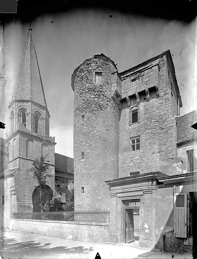 Clocher de la chapelle Saint-Laurent et donjon