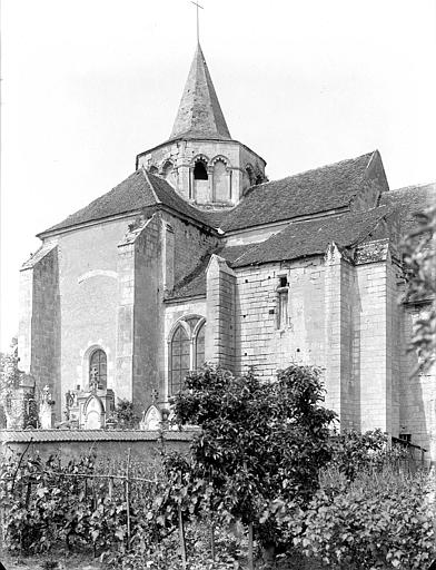 Eglise - Façade sud : Transept et abside