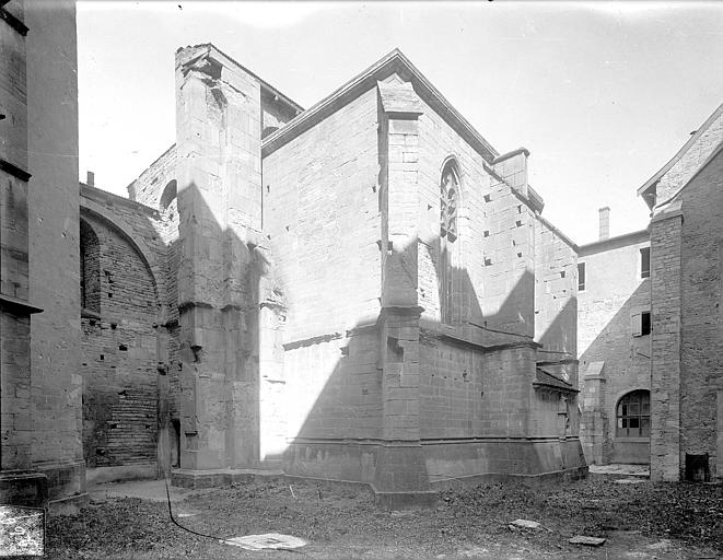 Eglise : Chapelle des Bourbons, côté sud-ouest