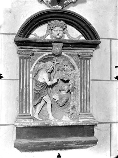 Bas-relief en terre cuite : L'Apparition du Christ ressuscité à saint Pierre