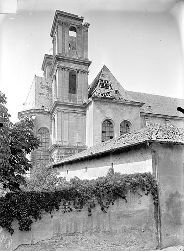 Eglise - Façade sud : Abside et tours