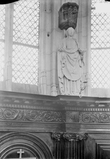 Église, détail, intérieur, statue