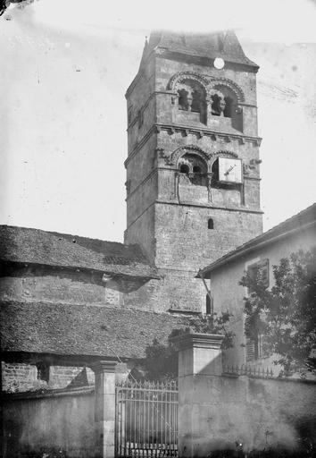 Clocher, partie médiane