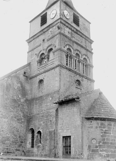 Clocher, côté sud-est