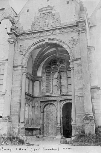 Nef, vue de l'entrée