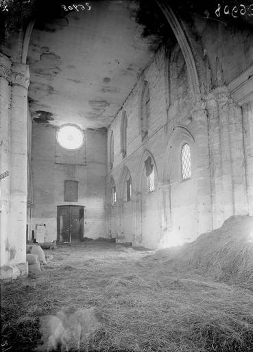 Nef, vue du choeur