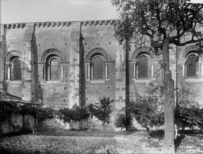 Église, façade sud, partie