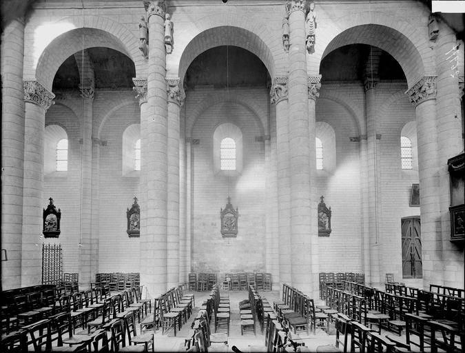 Église, travées de la nef