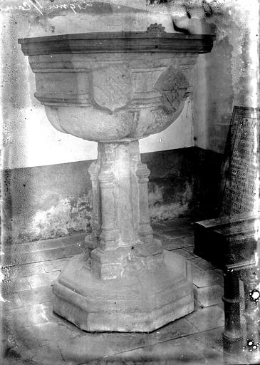 Fonts baptismaux - © Ministère de la Culture (France), Médiathèque du patrimoine et de la photographie, diffusion RMN-GP