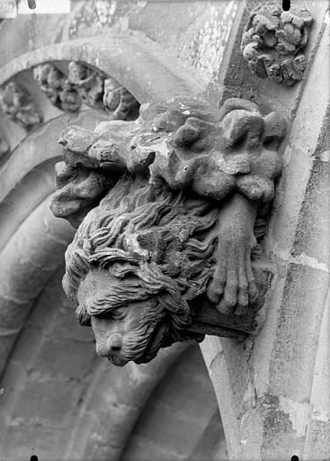 Sommier d'arc, bras nord du transept, le Lion de saint Marc