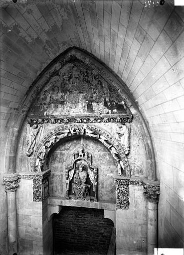 Façade nord, porte du cloître