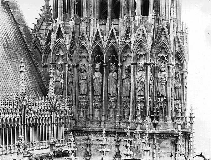 Galerie des Rois, côté est et tour nord