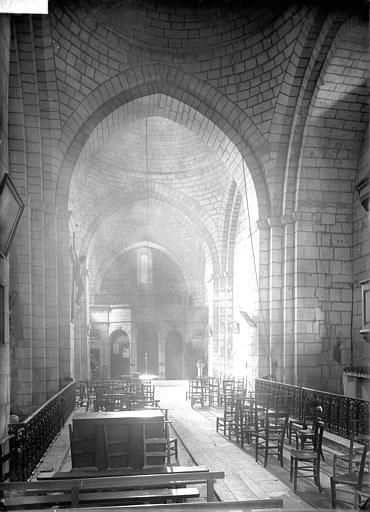 Nef, vue du choeur