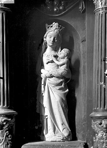 Statue (petite nature) : Vierge à l'Enfant