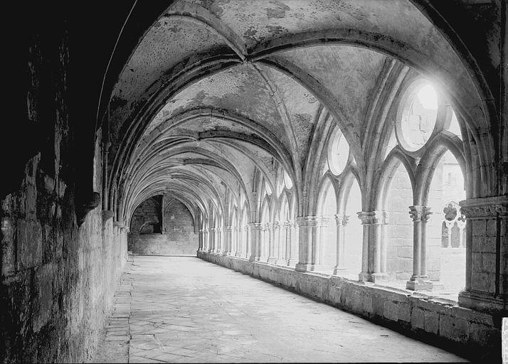 Cloître: galerie