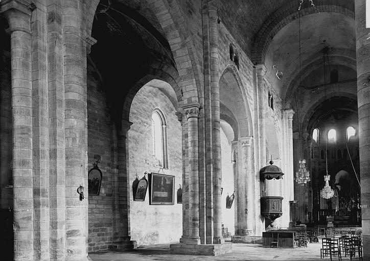 Nef vue de l'entrée