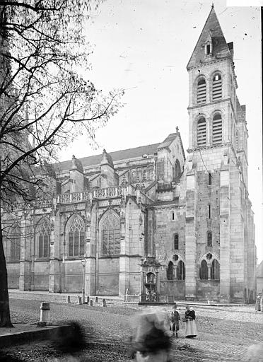 Clochers ouest et partie de la façade nord