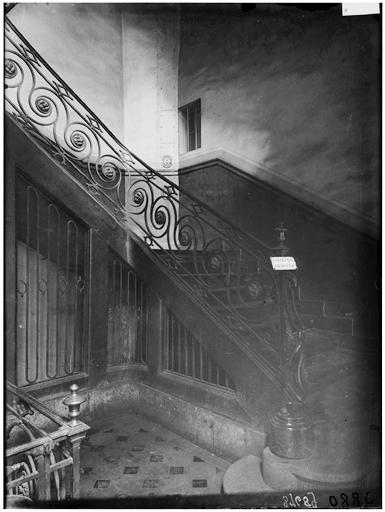 Rampe d'escalier en fer