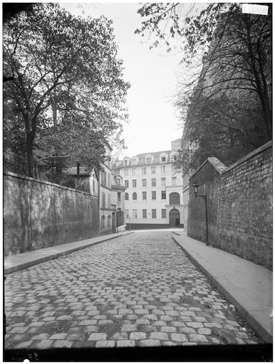 Vue générale sur rue