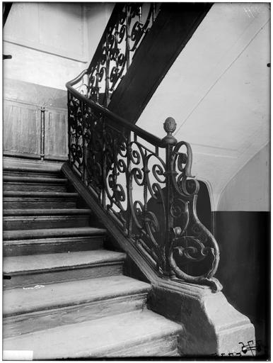 Vue intérieure de l'escalier