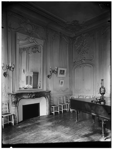 Boiseries d'une salle