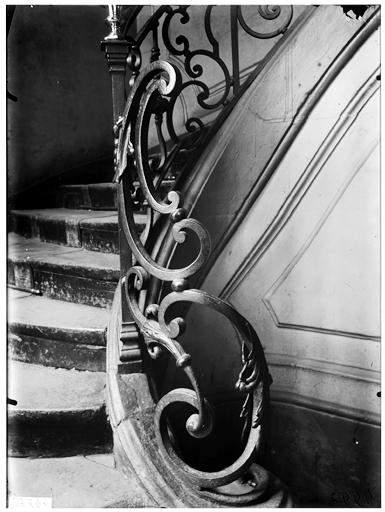 Rampe d'escalier en fer