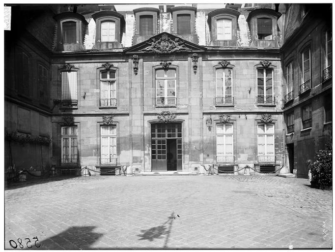 Façade sur cour