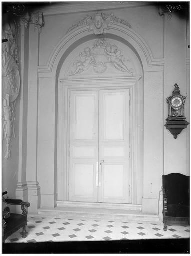 Vestibule