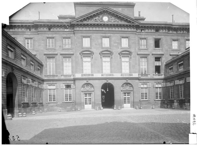 Façade sur cour