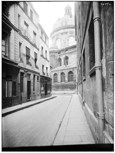 Vue générale sur rue