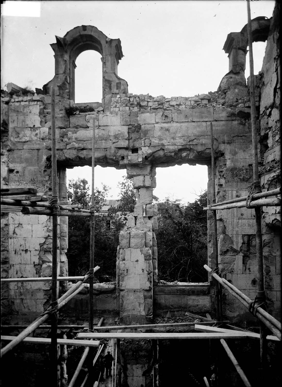 Revers de la façade sur le jardin, avant consolidation