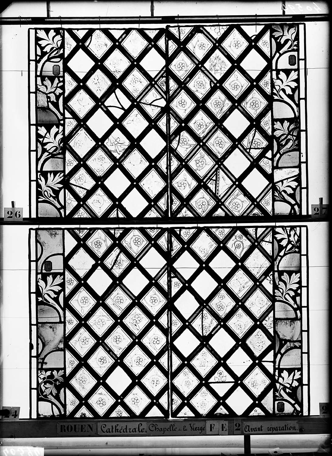 Vitrail, chapelle de la Vierge, fenêtre E, deuxième lancette, premier panneau en haut