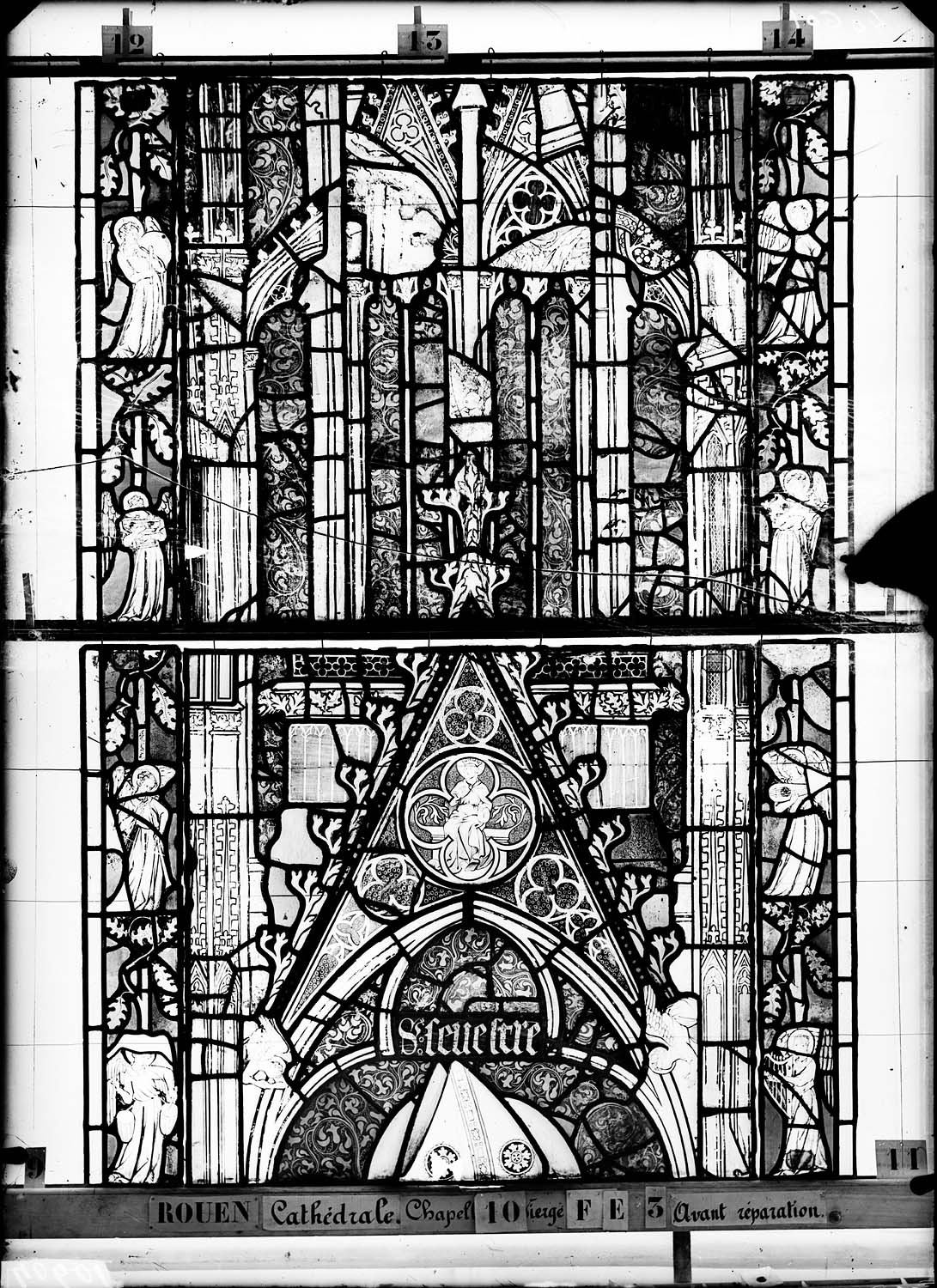 Vitrail, chapelle de la Vierge, fenêtre E, troisième lancette, troisième panneau en haut