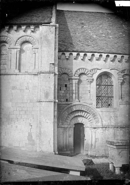 Partie latérale, raccord de deux façades